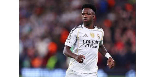 Real Madrid ei suvaitse keskinkertaisia pelaajia Real Madrid ei suvaitse keskinkertaisia pelaajia